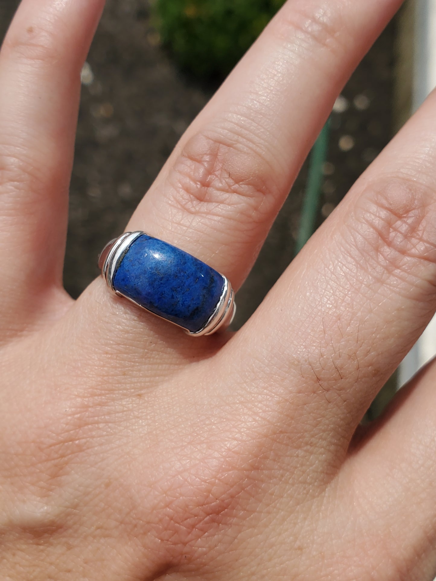 925 Sterling Silver Blue Lapis Curved Band Ring