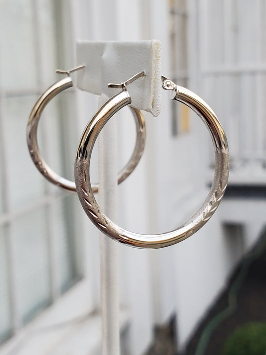 14k White Gold Hi-Polish Diamond Cut Hoop Earrings