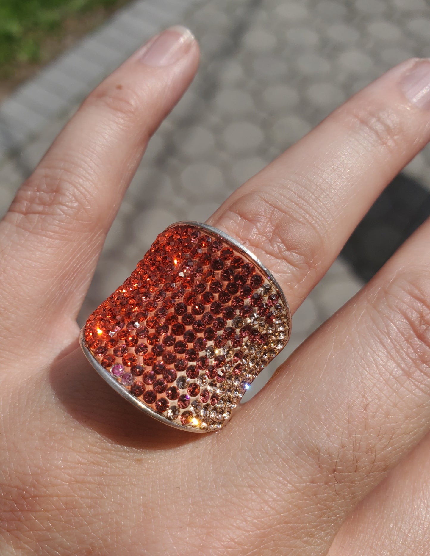 925 Sterling Silver Convex Shades of Red Crystal Ring