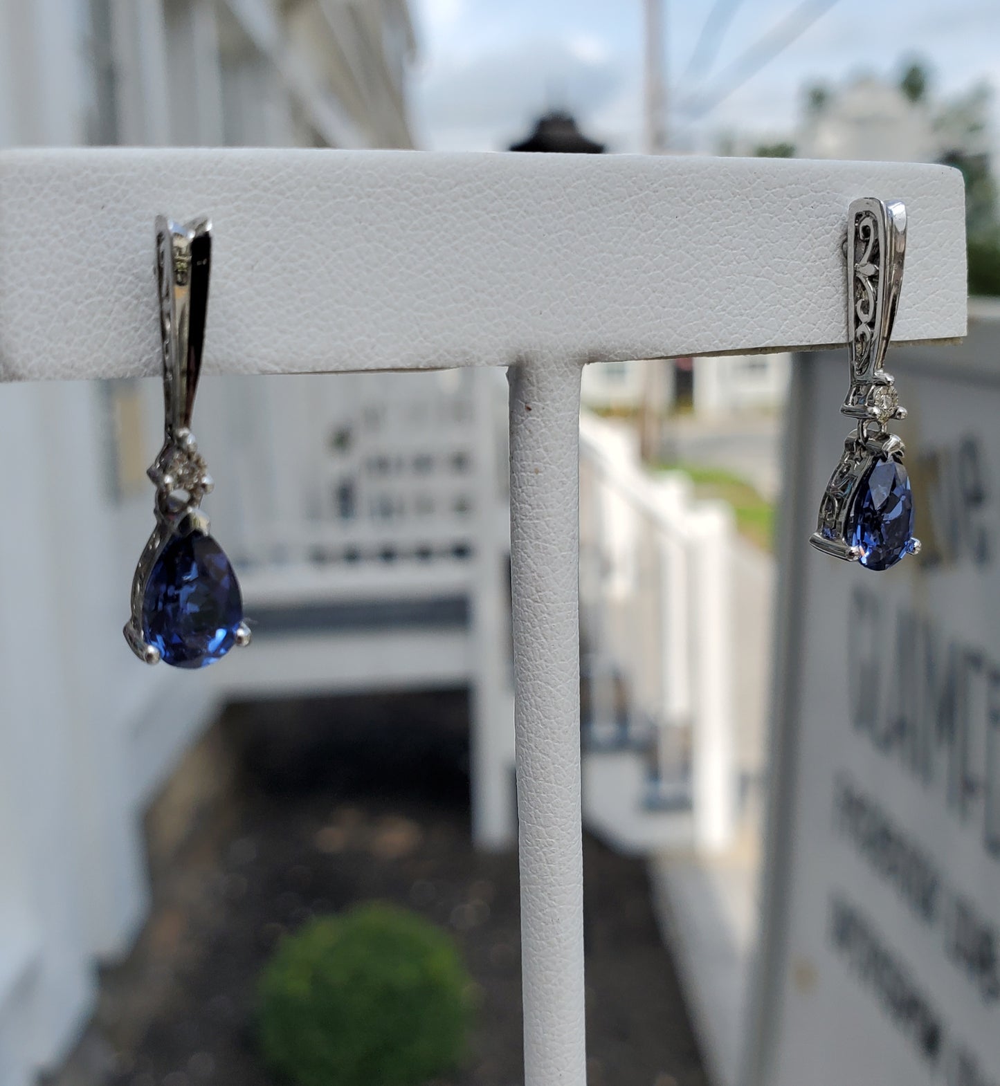 925 Sterling Silver 2ct tcw Natural Tanzanite and Diamond drop earrings