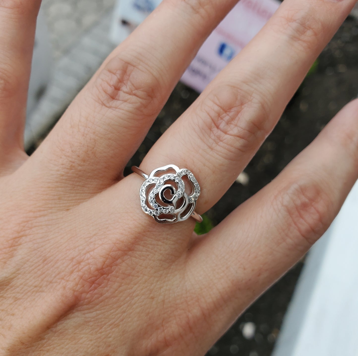 925 Sterling Silver Enchanted Sparkling Rose 🌹 Ring