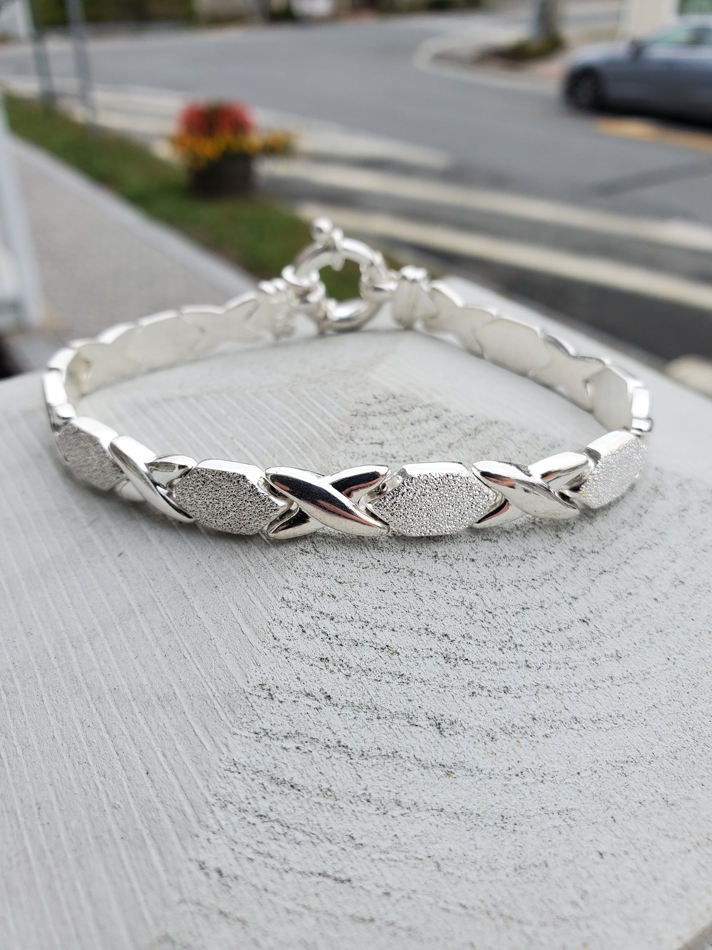 925 Sterling Silver Hugs & Kisses Love Bracelet