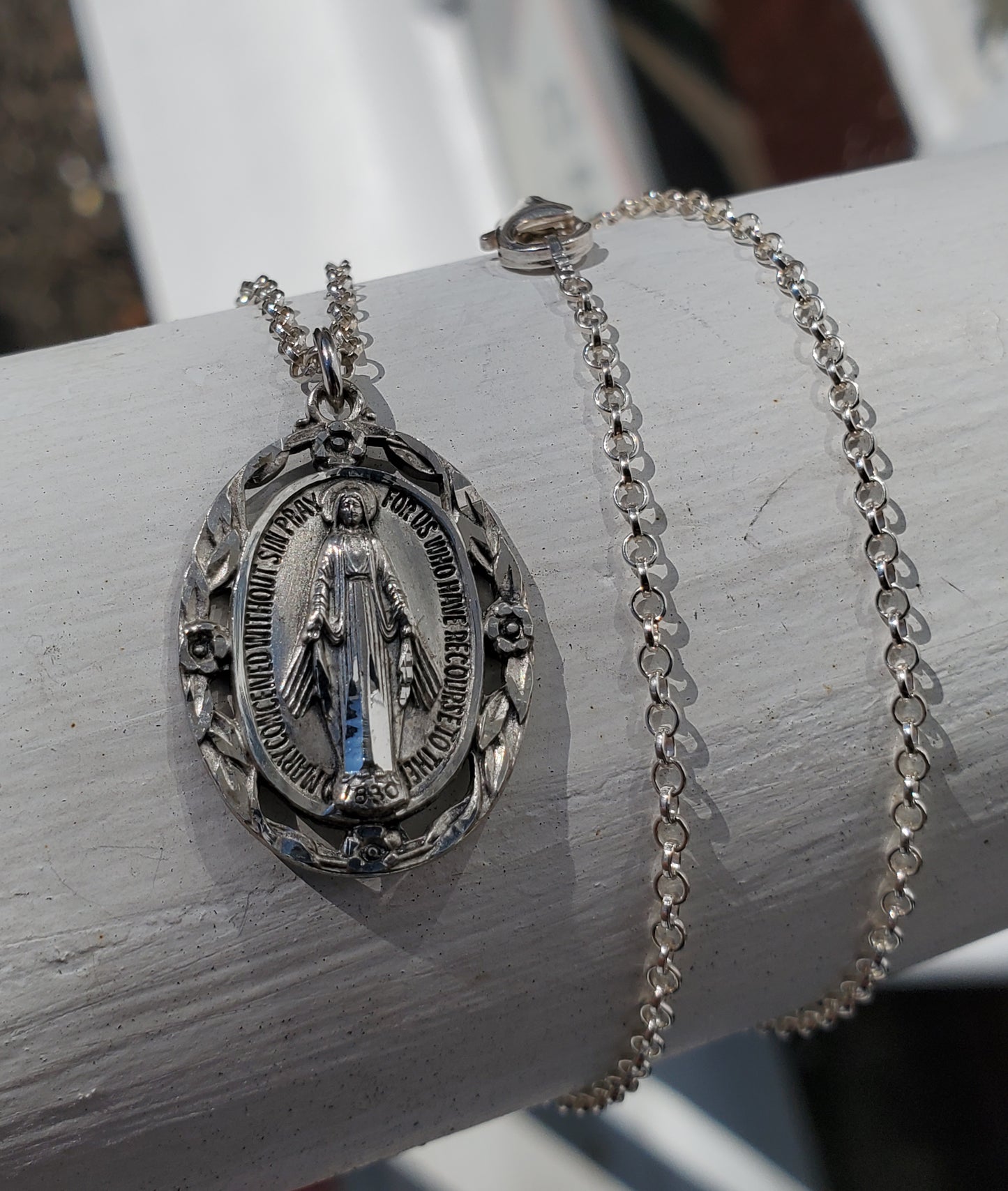 925 Sterling Silver Virgin Mary Prayer Necklace