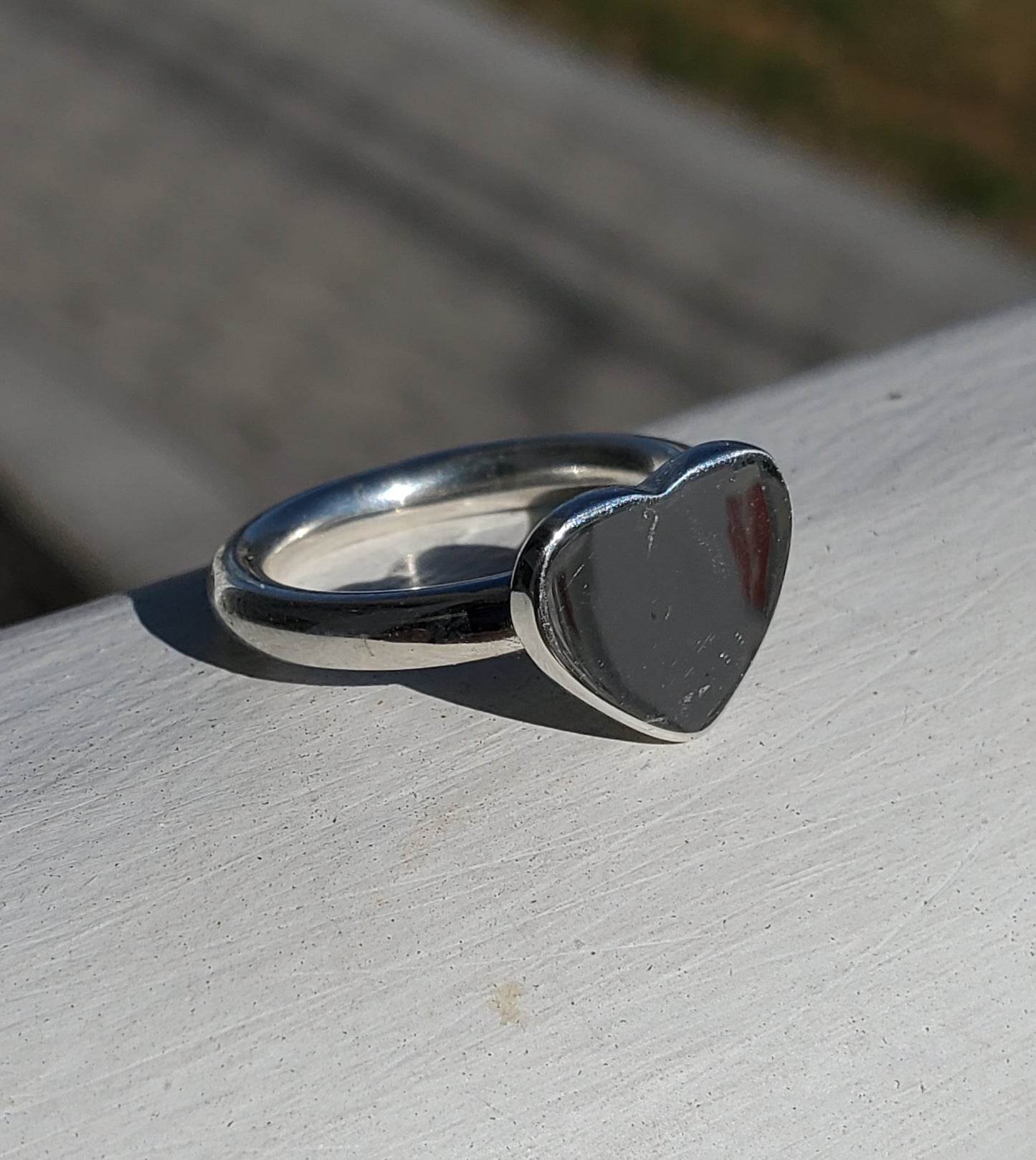 925 Sterling Silver Signet Hi-Polish Heart Ring