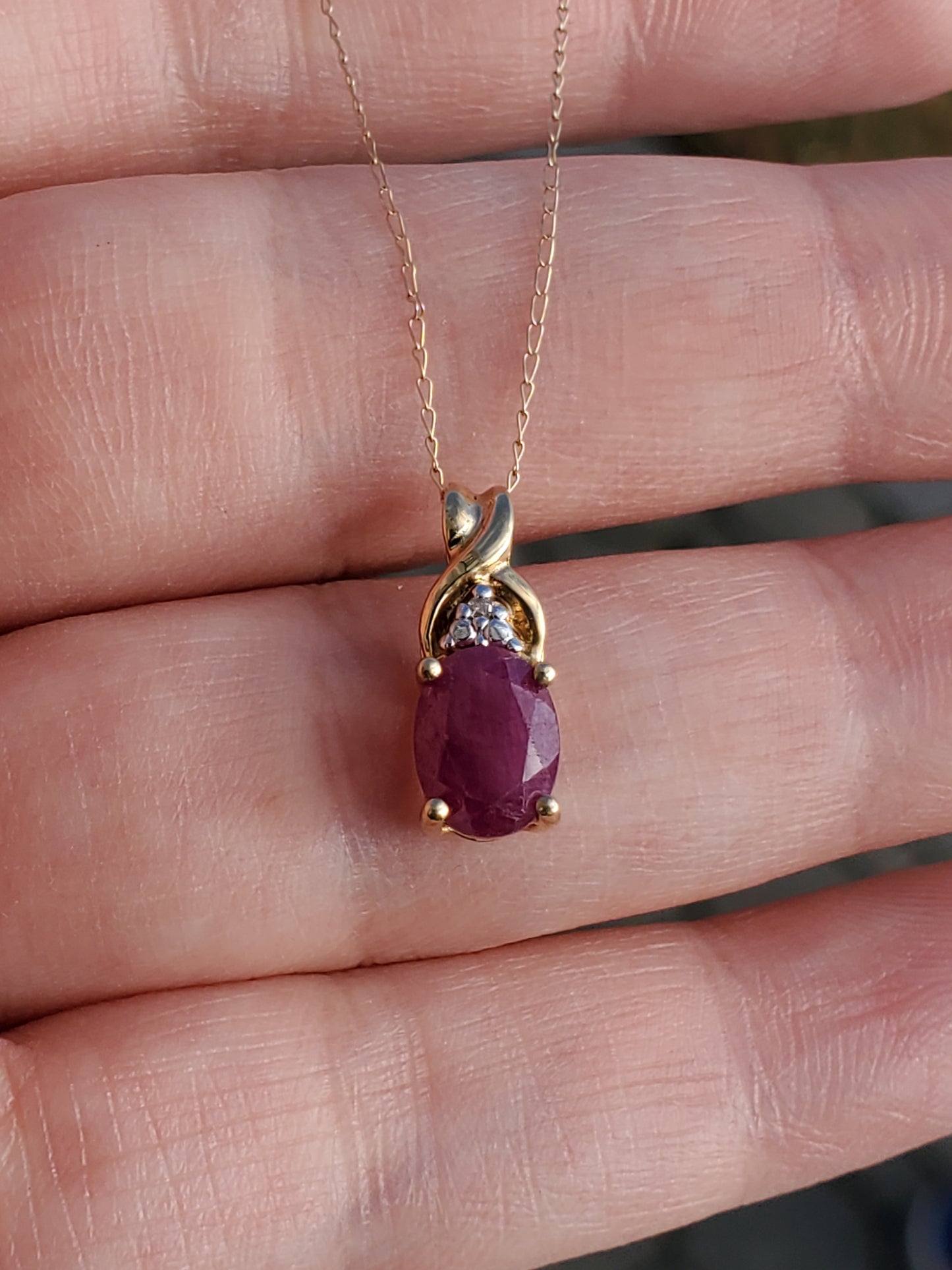 10k Solid Yellow Gold 1.00ct Natural Ruby & Diamond Necklace