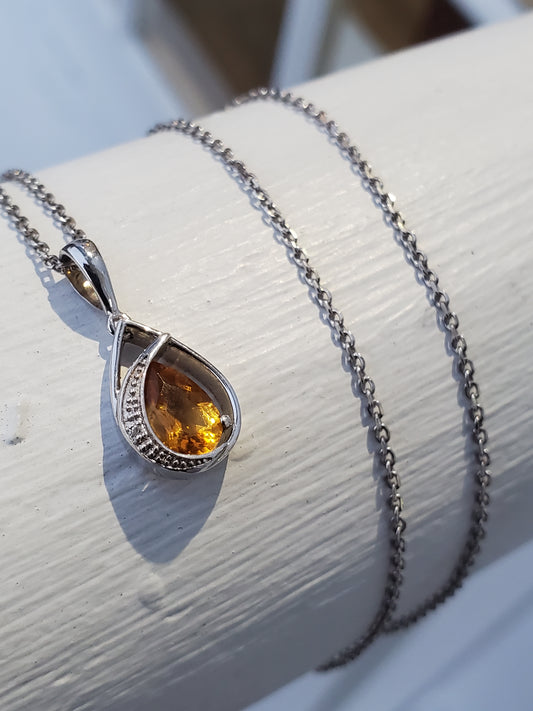 925 Sterling Silver Petite 1.00 tcw Citrine Topaz Pear Shape Necklace