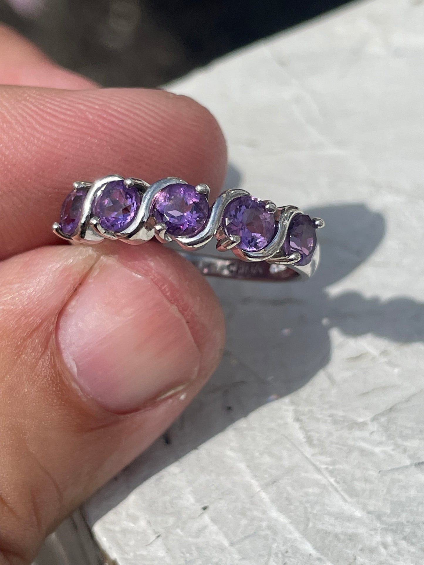 925 Sterling Silver Amethyst Band Ring