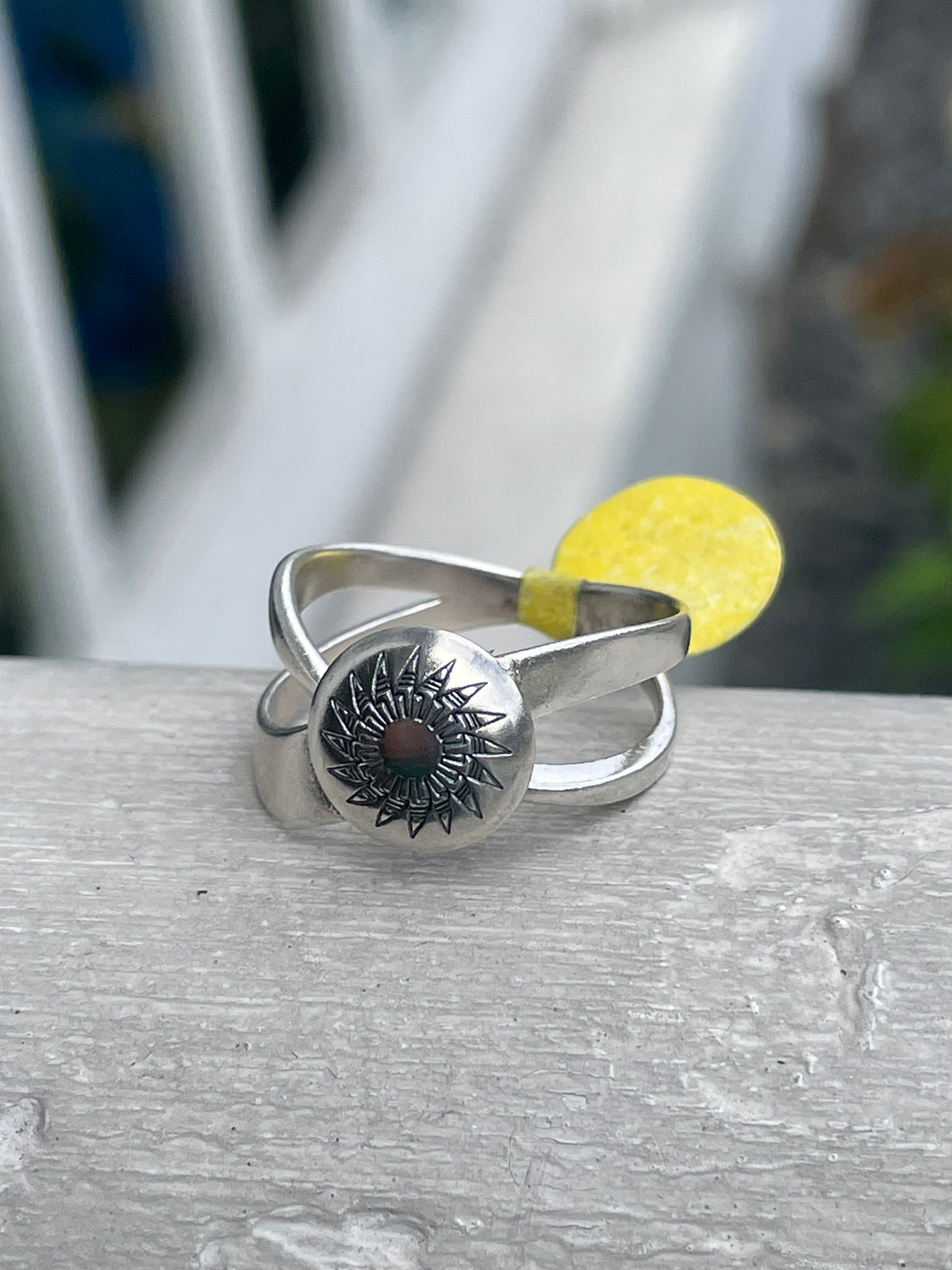 925 Sterling Silver Crossover Sun Band Ring Size 9