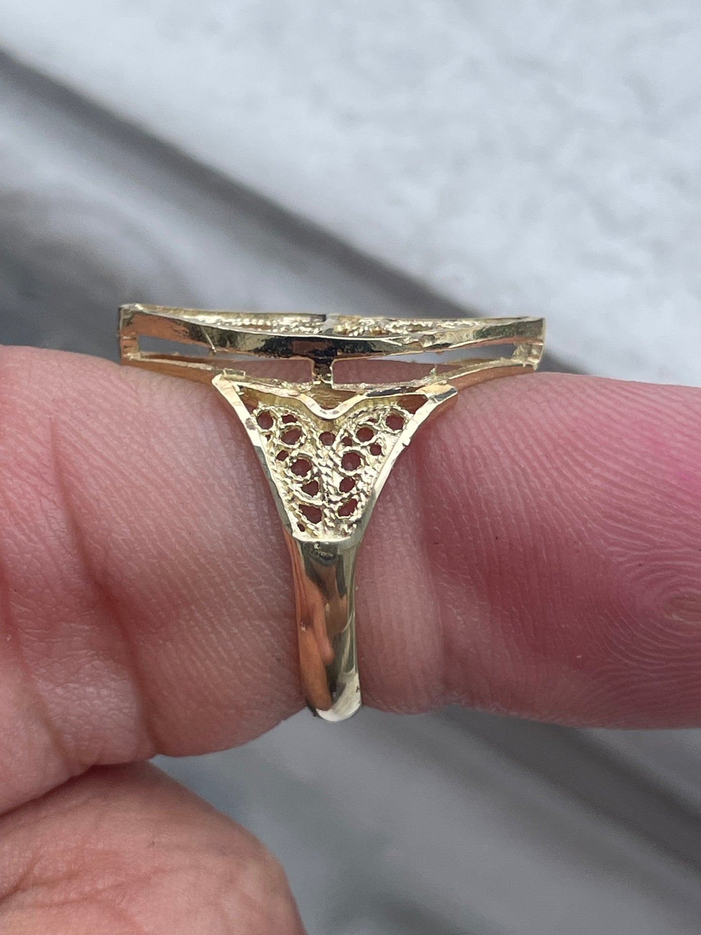 14k Gold Vintage Filigree Signet Shield Ring Size 7
