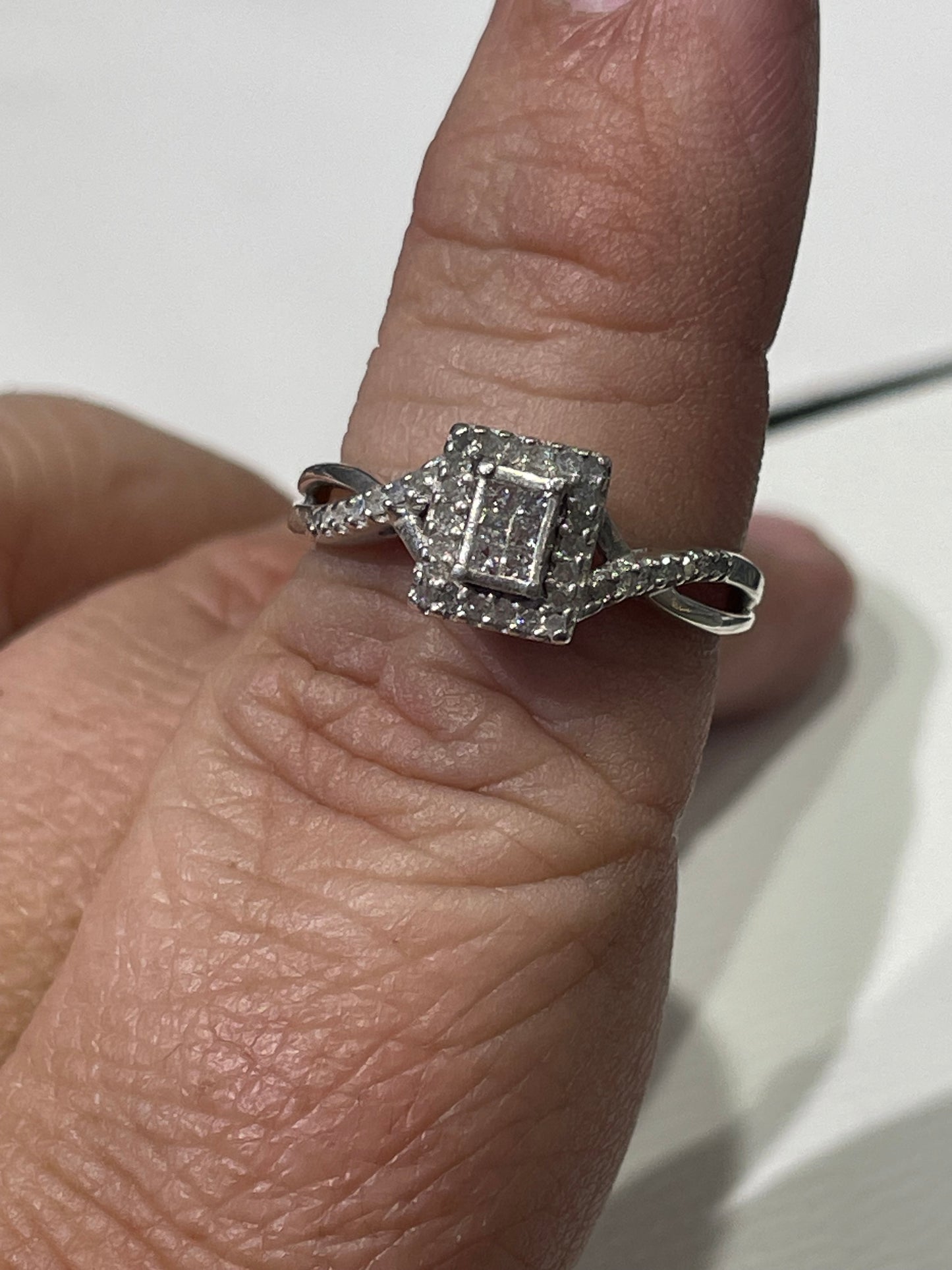 925 Sterling Silver Diamond Cluster Ring Size 8