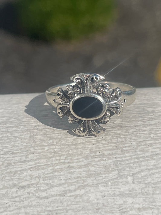 925 Sterling Silver Black Onyx Iron Cross Ring Size 8.5