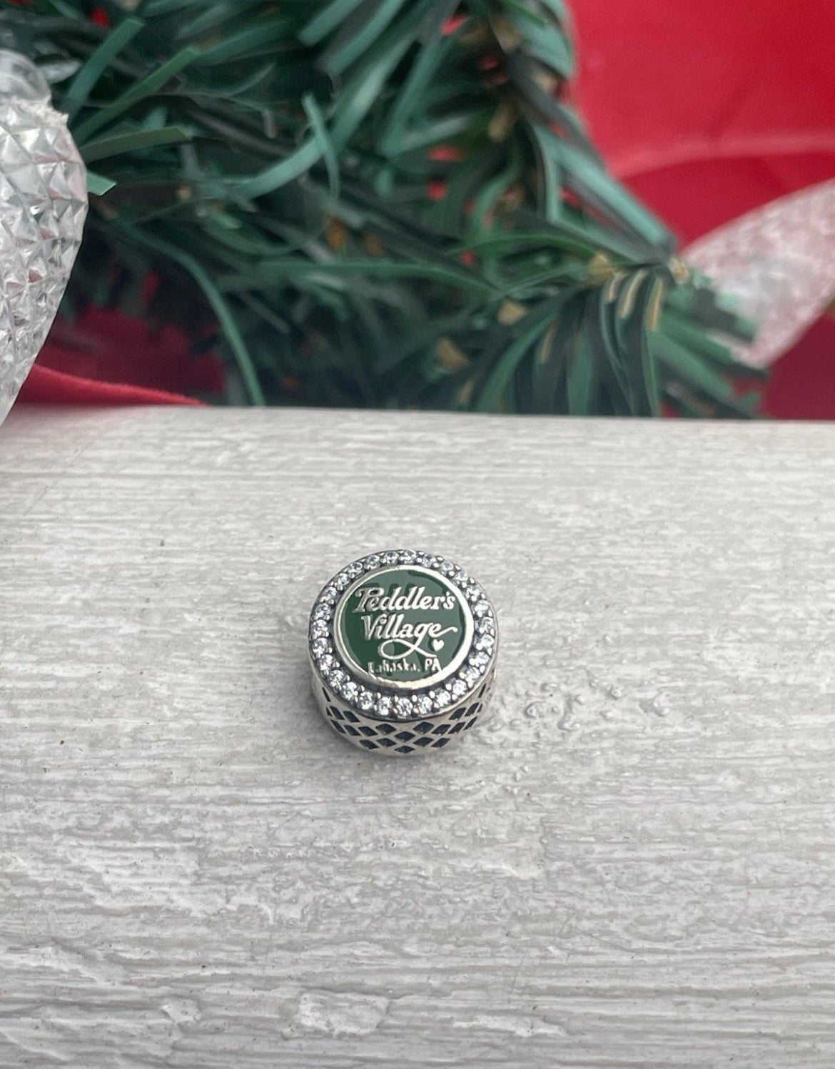 Pandora Pennsylvania Exclusive Peddler’s Village Round Signet Charm