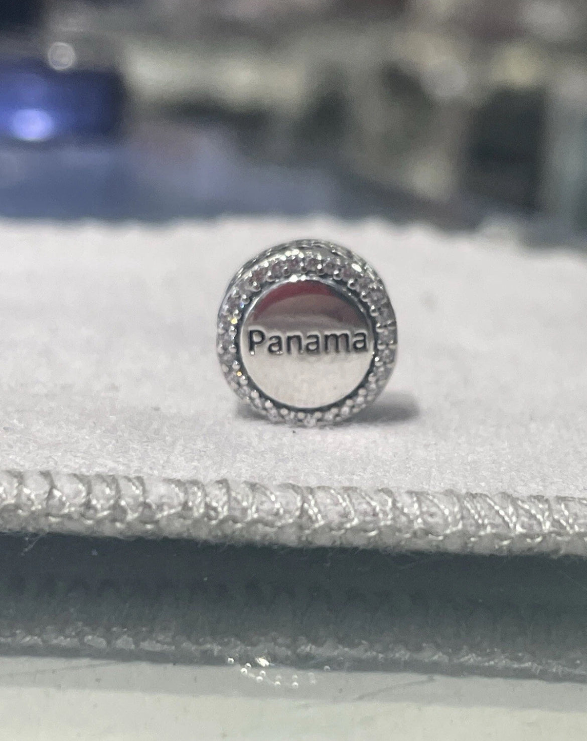 Pandora Panama Flag Country Exclusive Round Signet Travel Charm