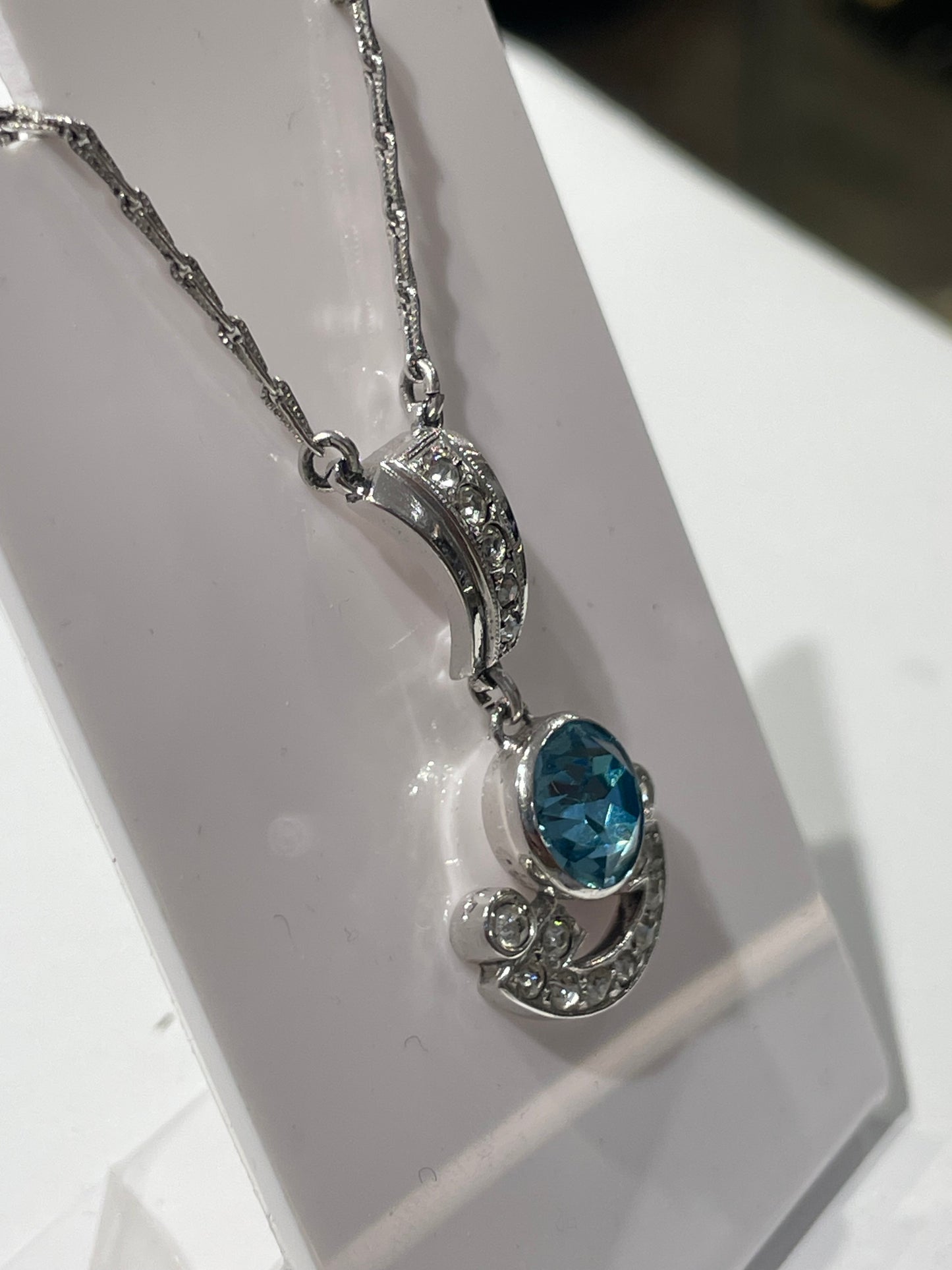 925 Sterling Silver Blue Swarovski Crystal Design Necklace