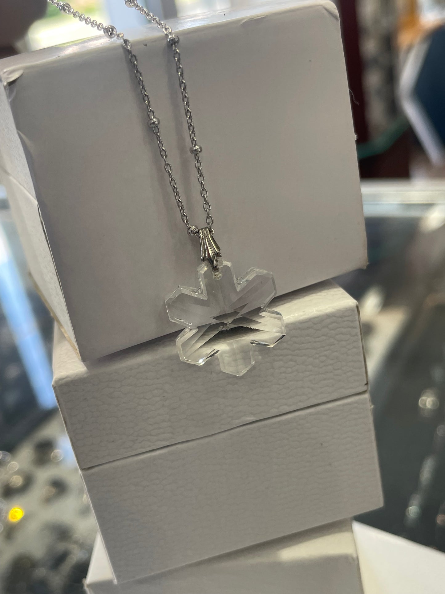 925 Sterling Silver Crystal Snowflake Necklace 18”