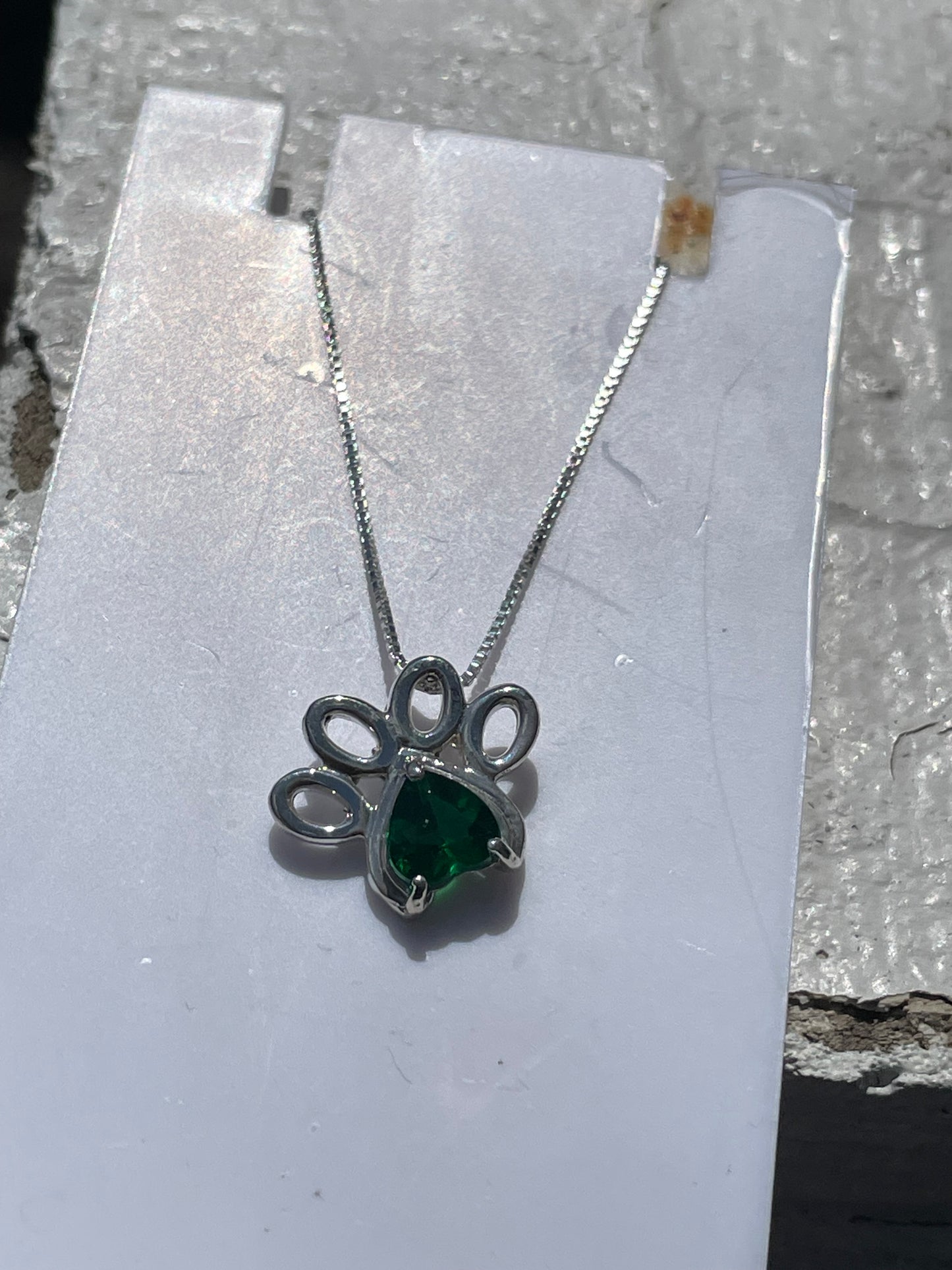 925 Sterling Silver Green Zirconia Paw Print Necklace