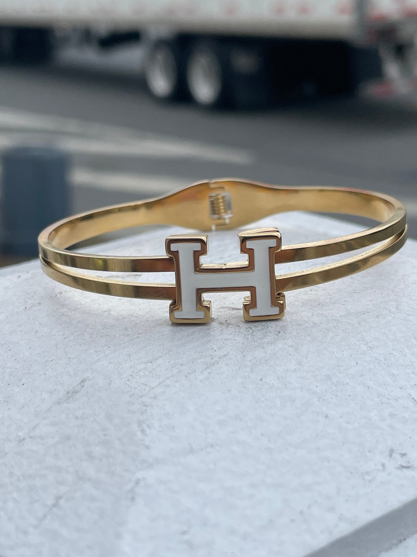 Stainless Steel Vermeil H Logo Hermes Lookalike Bangle Bracelet 7”