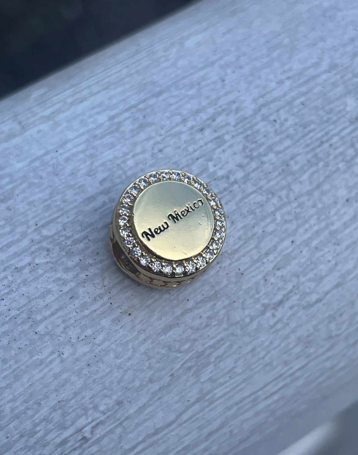 Pandora New Mexico State Exclusive Shine Gold Round Signet Charm
