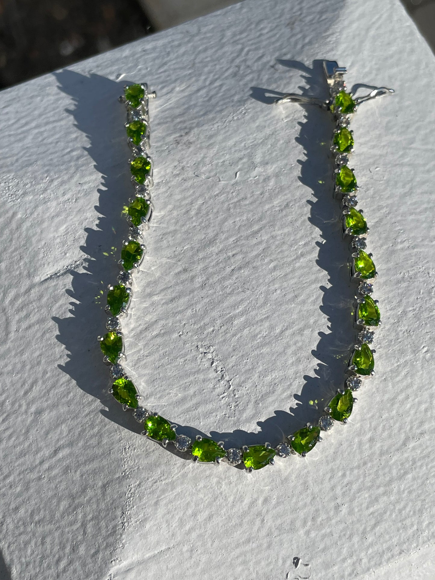 925 Sterling Silver Simulated Peridot & Cz Tennis Bracelet 7.25”