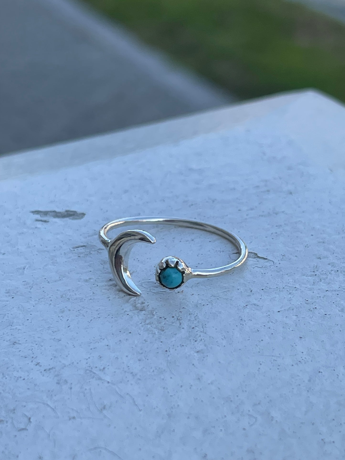 925 Sterling Silver Crescent Moon & Turquoise Thin Band Ring Open Size