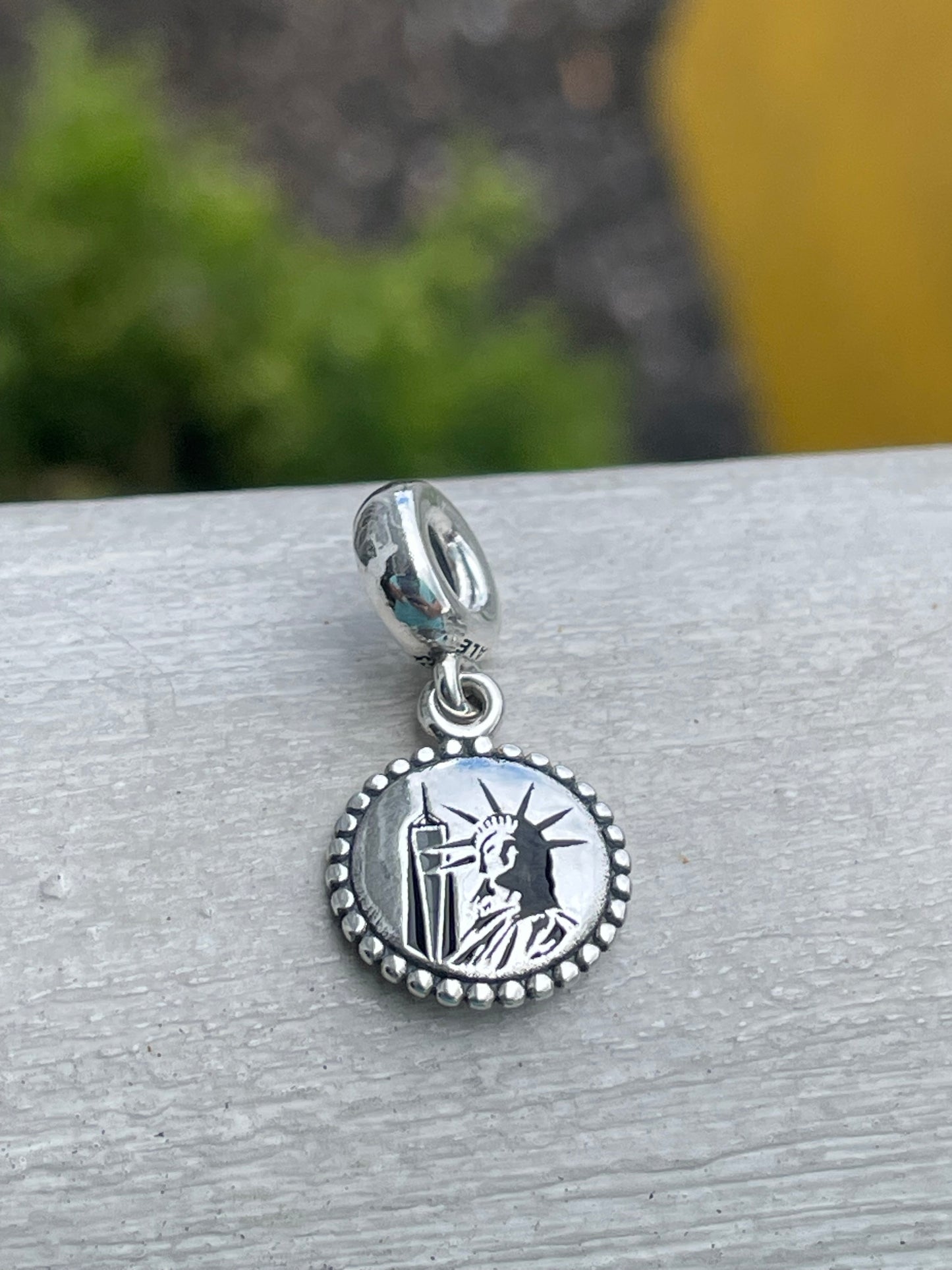 PANDORA New York City Exclusive Freedom Tower & Statue of Liberty Moments Dangle CHARM