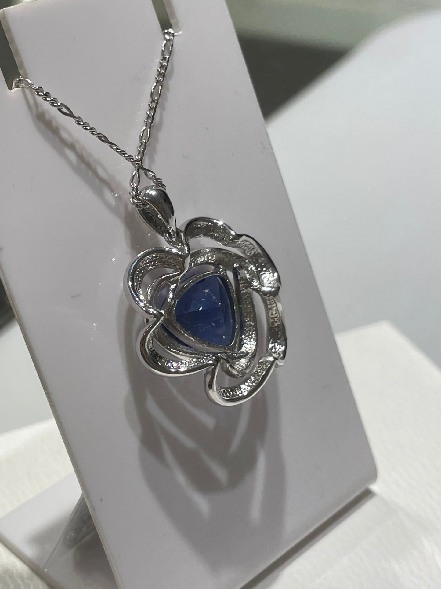 925 Sterling Silver Cushion Cut Simulated Sapphire & Zirconia Blooming Rose Necklace