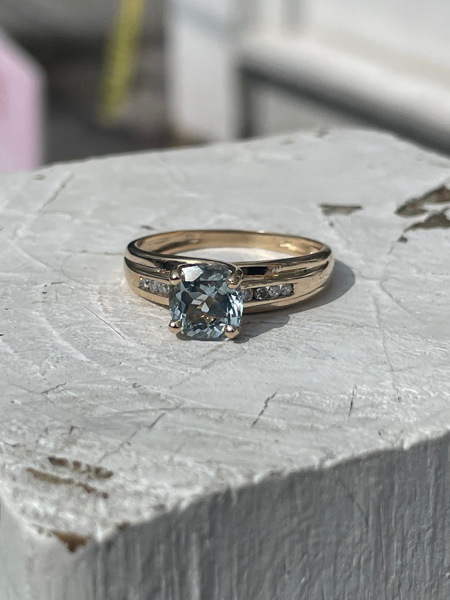 14k Gold Aquamarine & Diamond Solitaire Ring