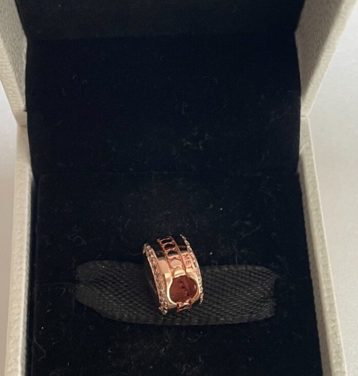 Pandora Italy Country Flag Exclusive Rose Gold Travel Round Signet Charm