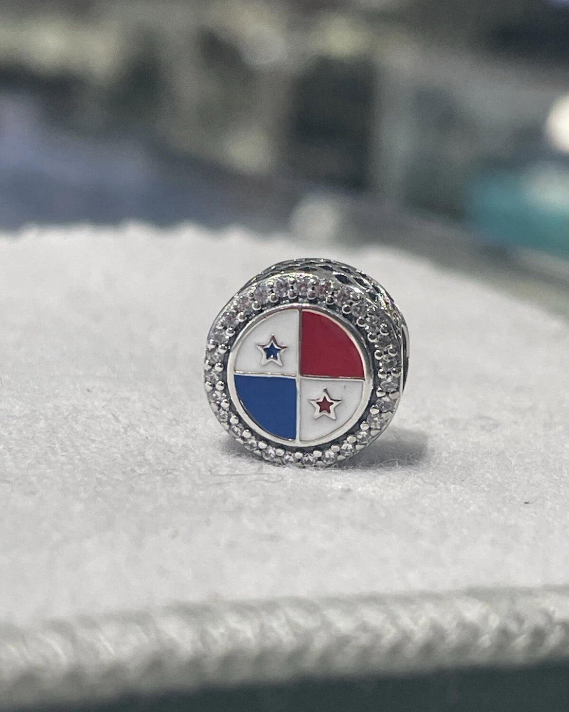 Pandora Panama Flag Country Exclusive Round Signet Travel Charm