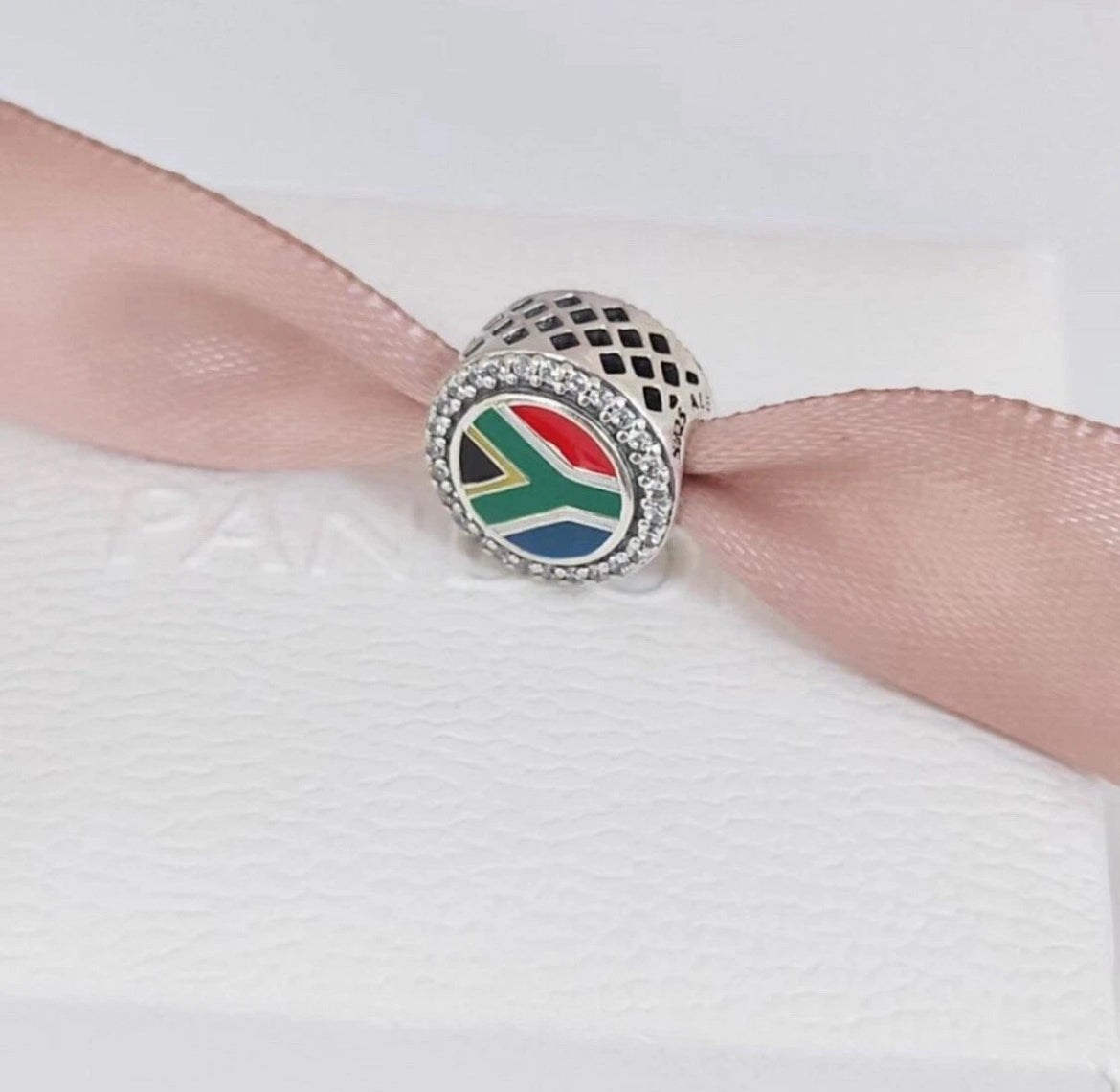 Rare Pandora South Africa Country Exclusive Round Signet Flag Charm