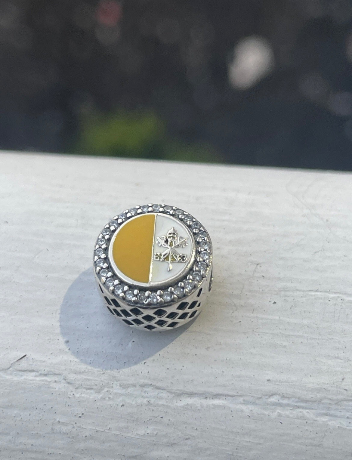 Pandora Vatican Exclusive Flag Round Signet Travel Charm
