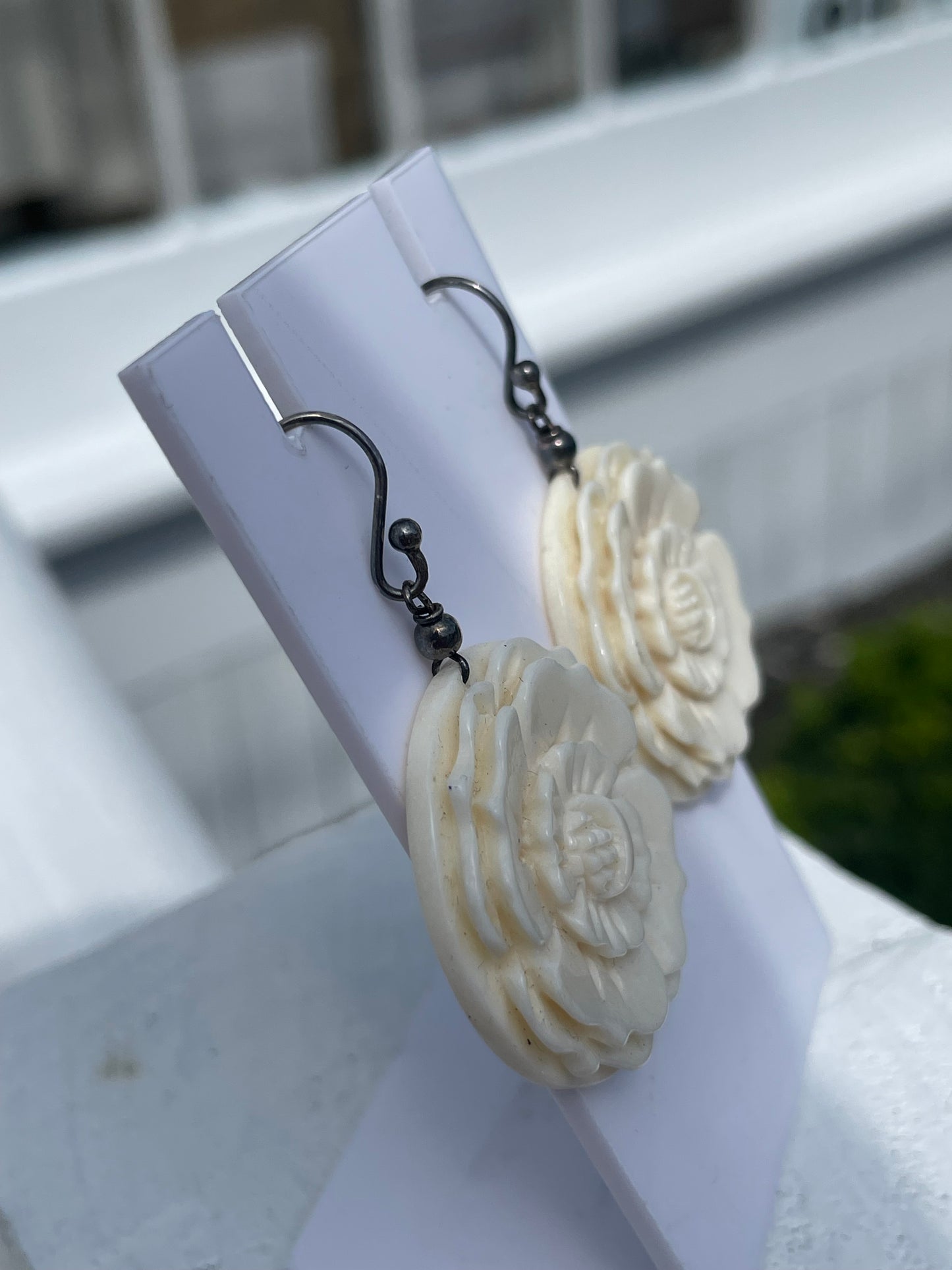 925 Sterling Silver Handmade White Alabaster Floral Earrings