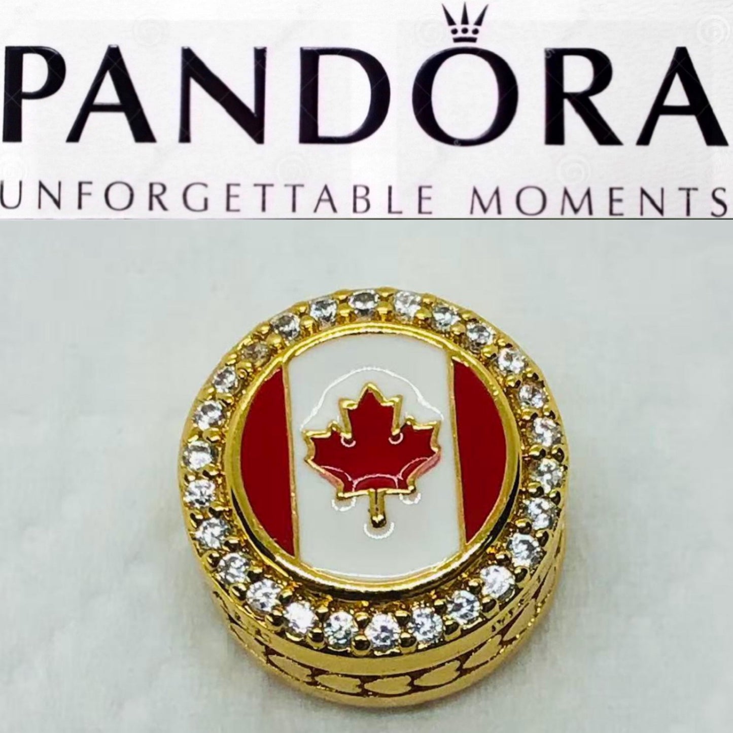 Pandora Country of Canada Exclusive Round Signet Flag Gold Shine Travel Charm