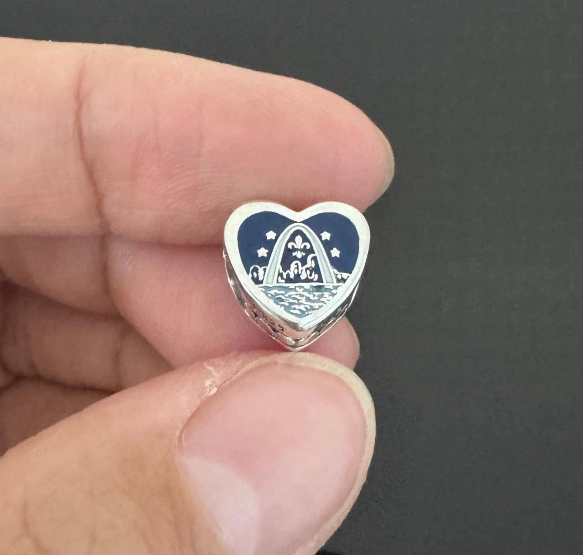 Pandora Saint Louis Arch Exclusive Heart Vacation Destination Charm