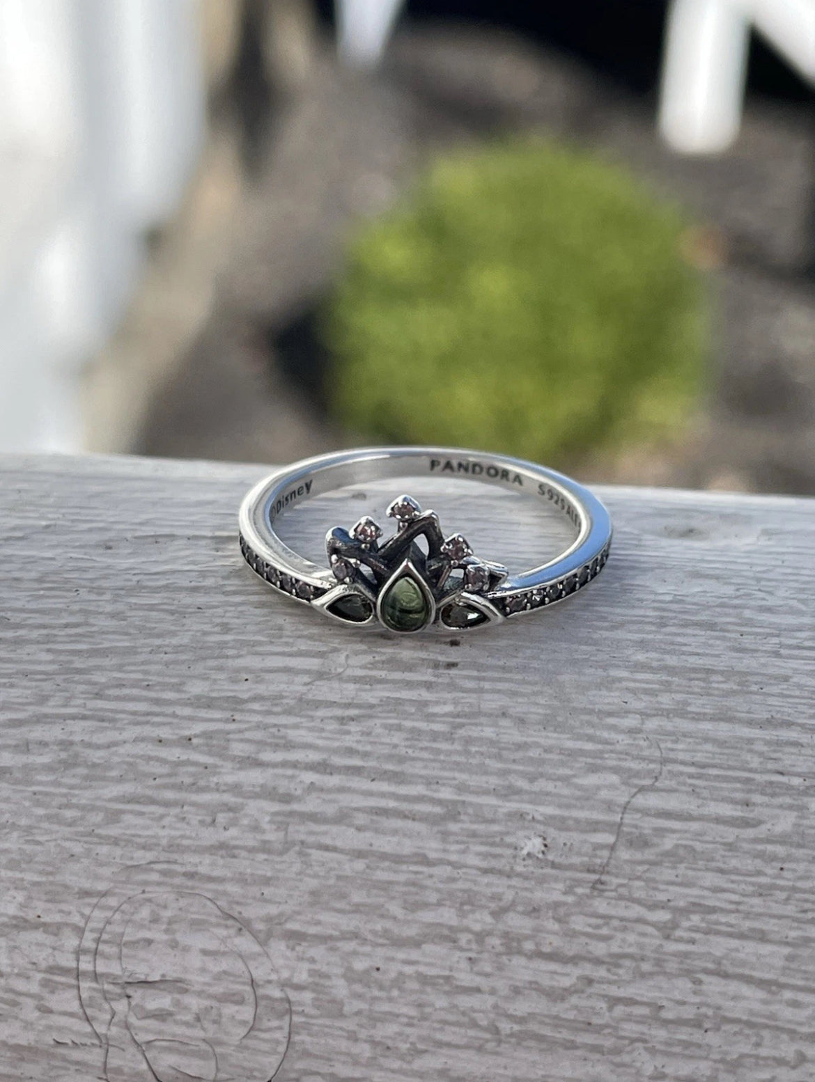 Pandora Disney Princess Green Crystal Tiana Tiara Size 7 Ring - 193653C01