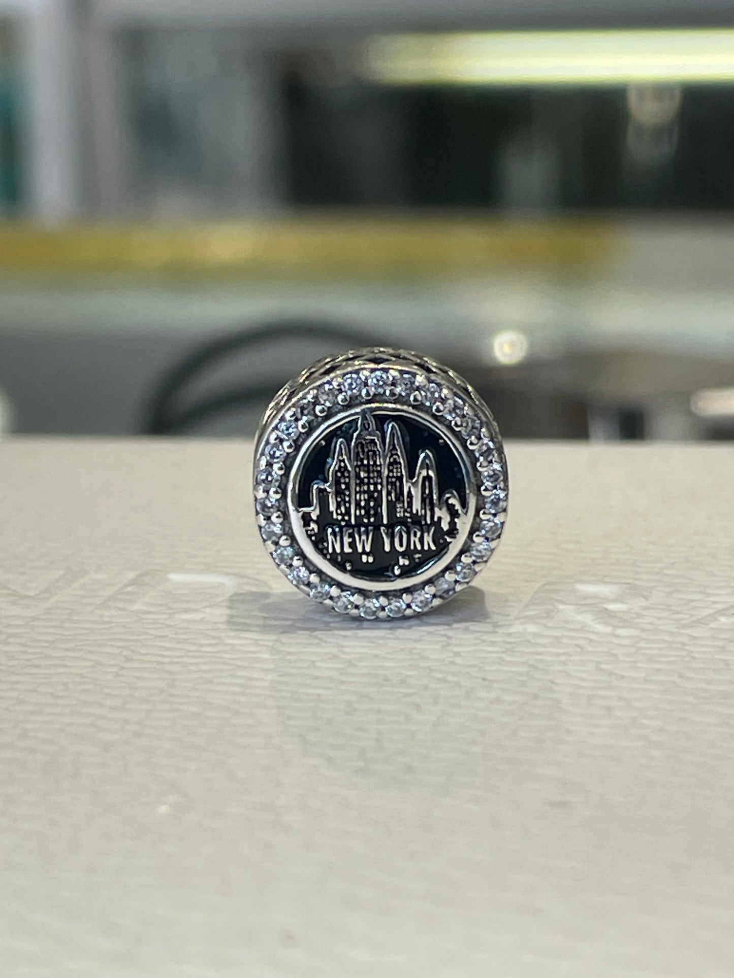 Pandora New York City Exclusive Silver Signet Travel Charm