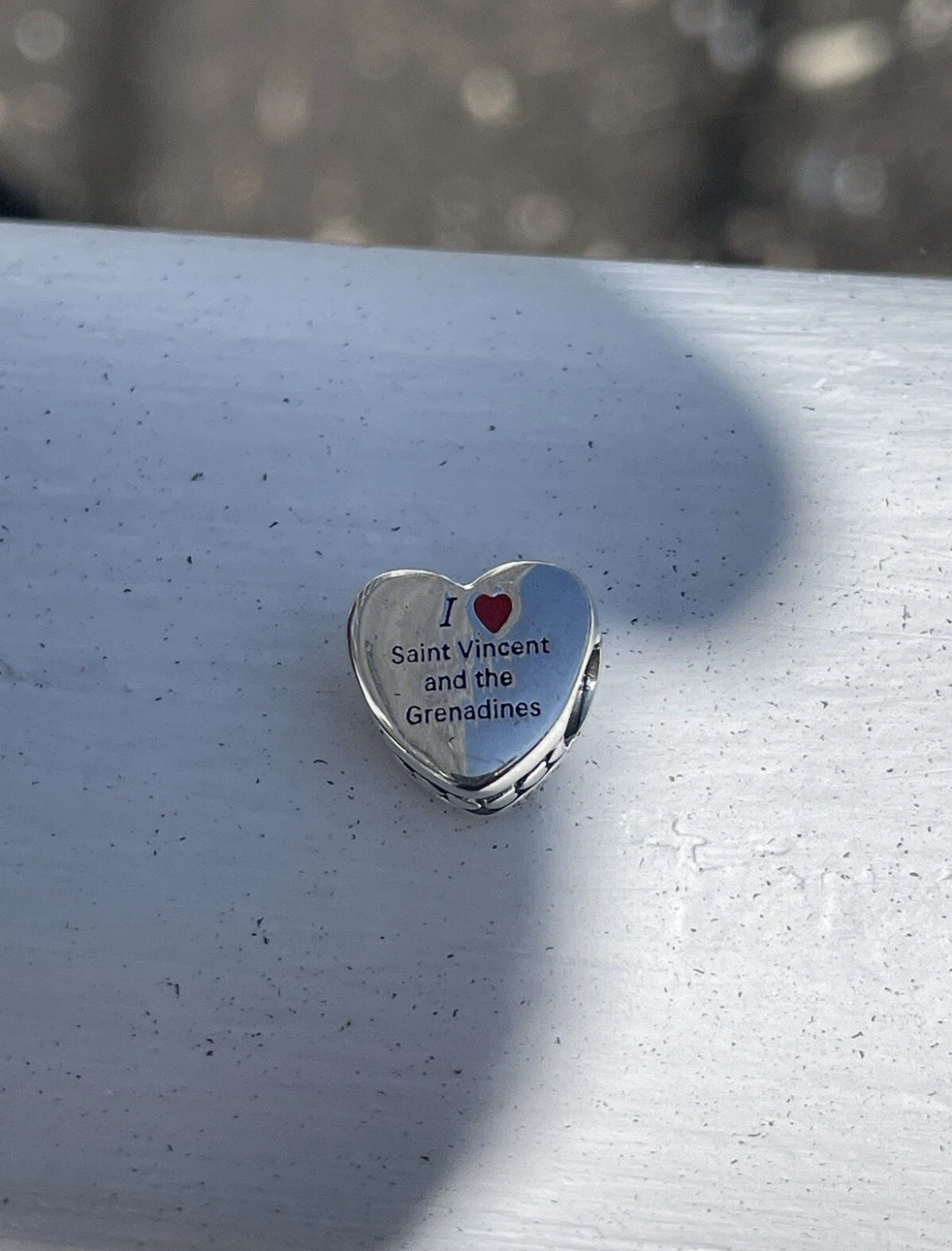 Pandora Saint Vincent and the Grenadines Vacation Destination Exclusive Heart Flag Charm
