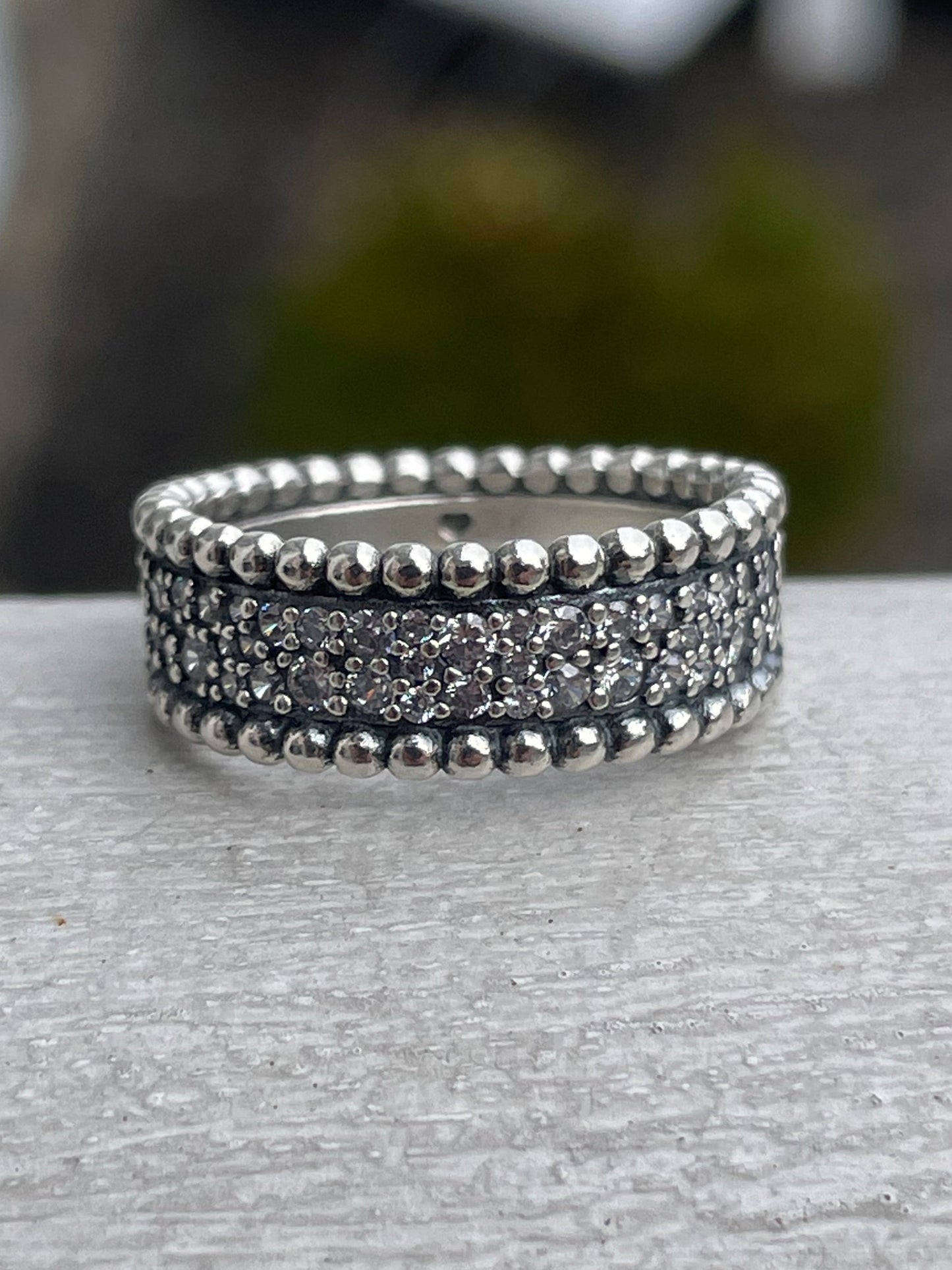 925 Sterling Silver Sparkling Cz Band Ring Size 6
