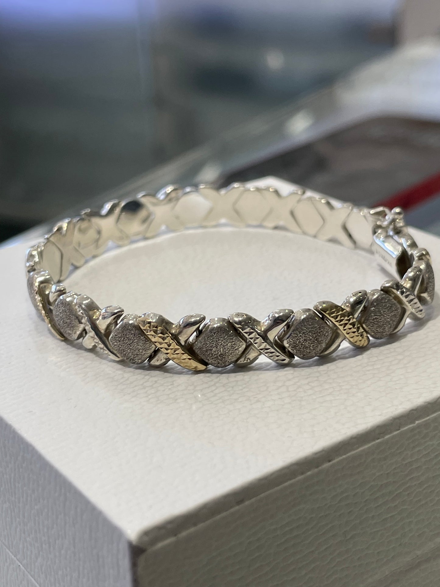 925 Sterling Silver & 14k Gold xo Hugs and kisses bracelet size 7.25”