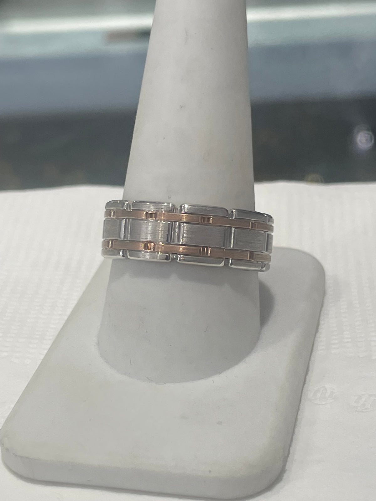 925 Sterling Silver Designer Triton Two Tone Textured Band Ring Size 10