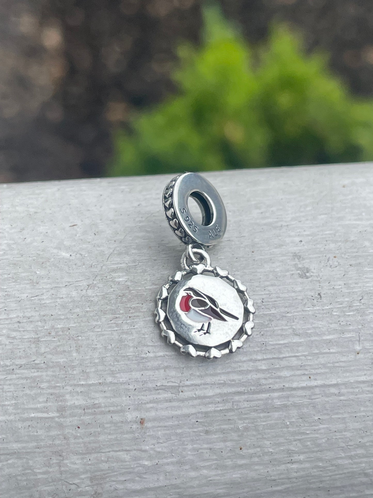 Pandora Connecticut Exclusive State Bird Robin Dangle Charm