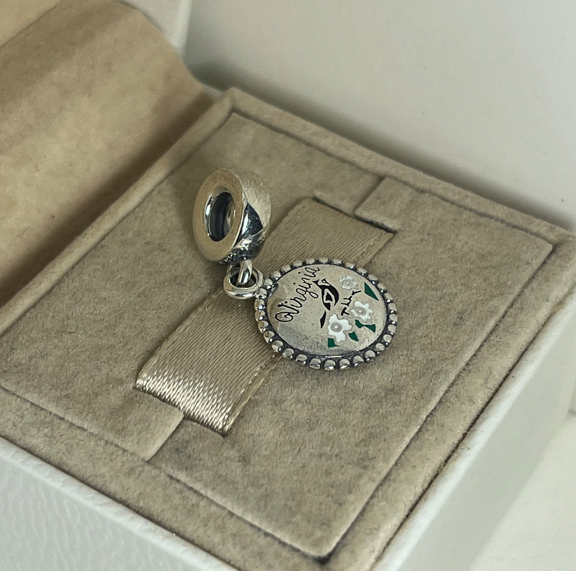 Pandora State of Virginia Exclusive State Bird Dangle Charm