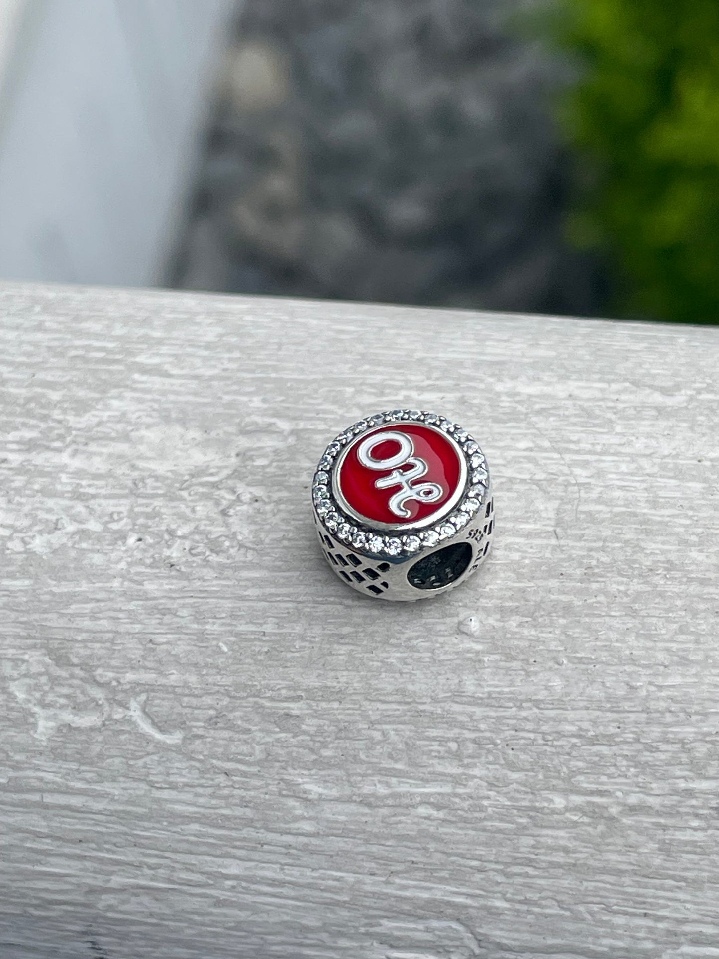 Pandora Ohio State Exclusive Travel Signet Round Charm