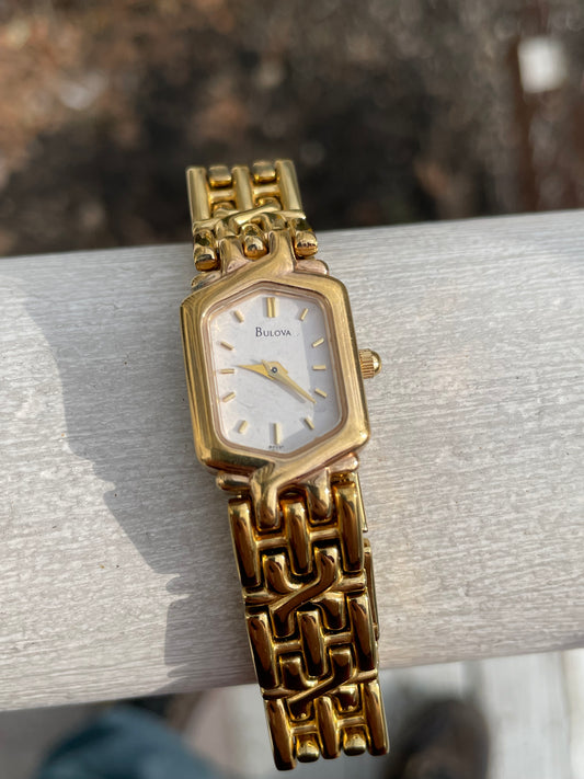 Vintage Ladies Goldtone Bulova Watch