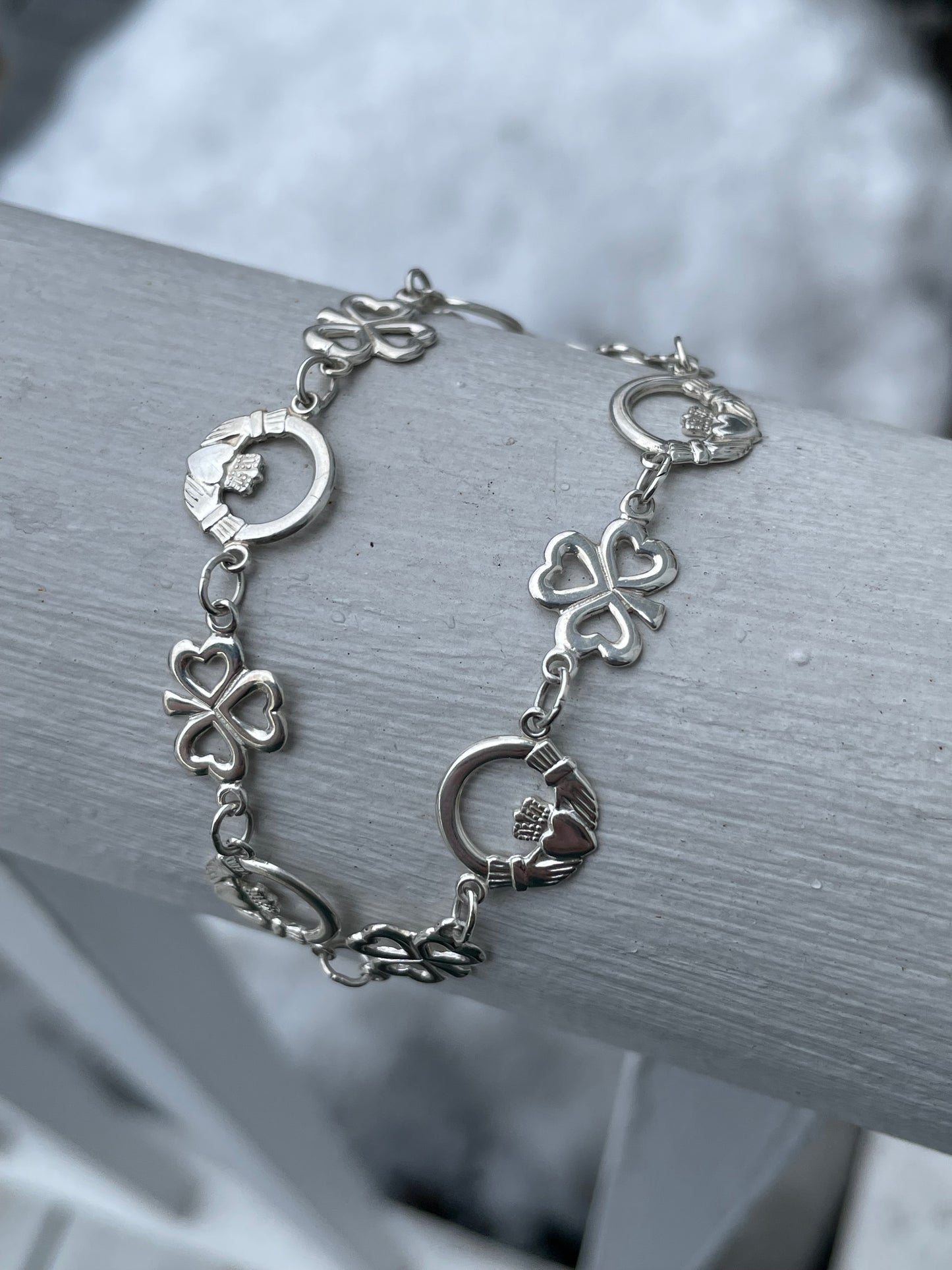 925 Sterling Silver Irish Clover & Claddagh Link Bracelet (K17)