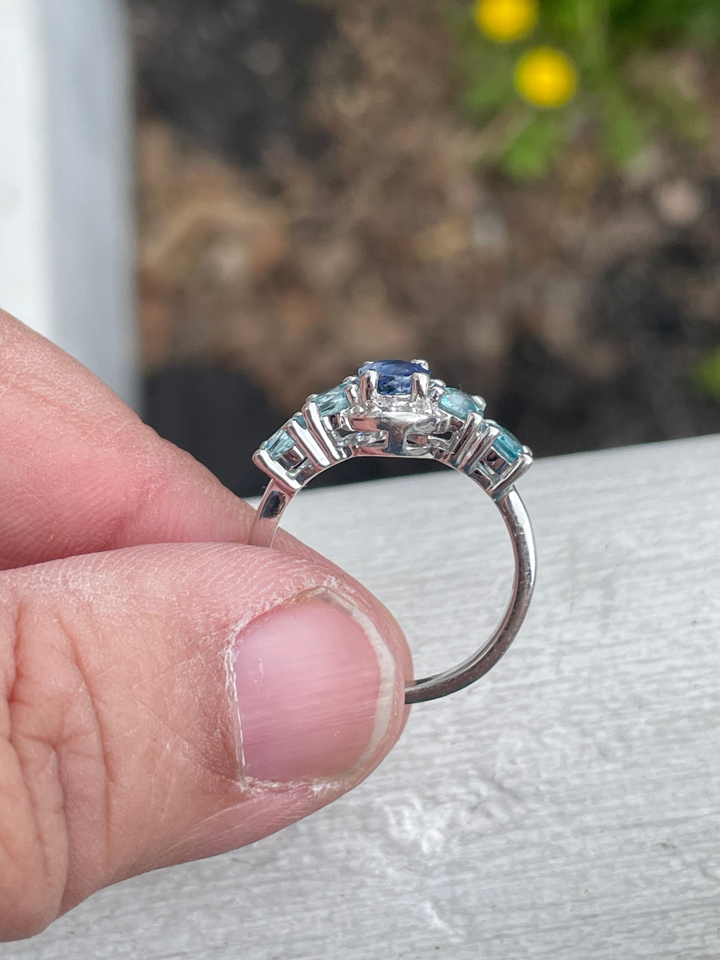 925 Sterling Silver Simulated Sapphire and Blue topaz crystal cluster band ring size 7