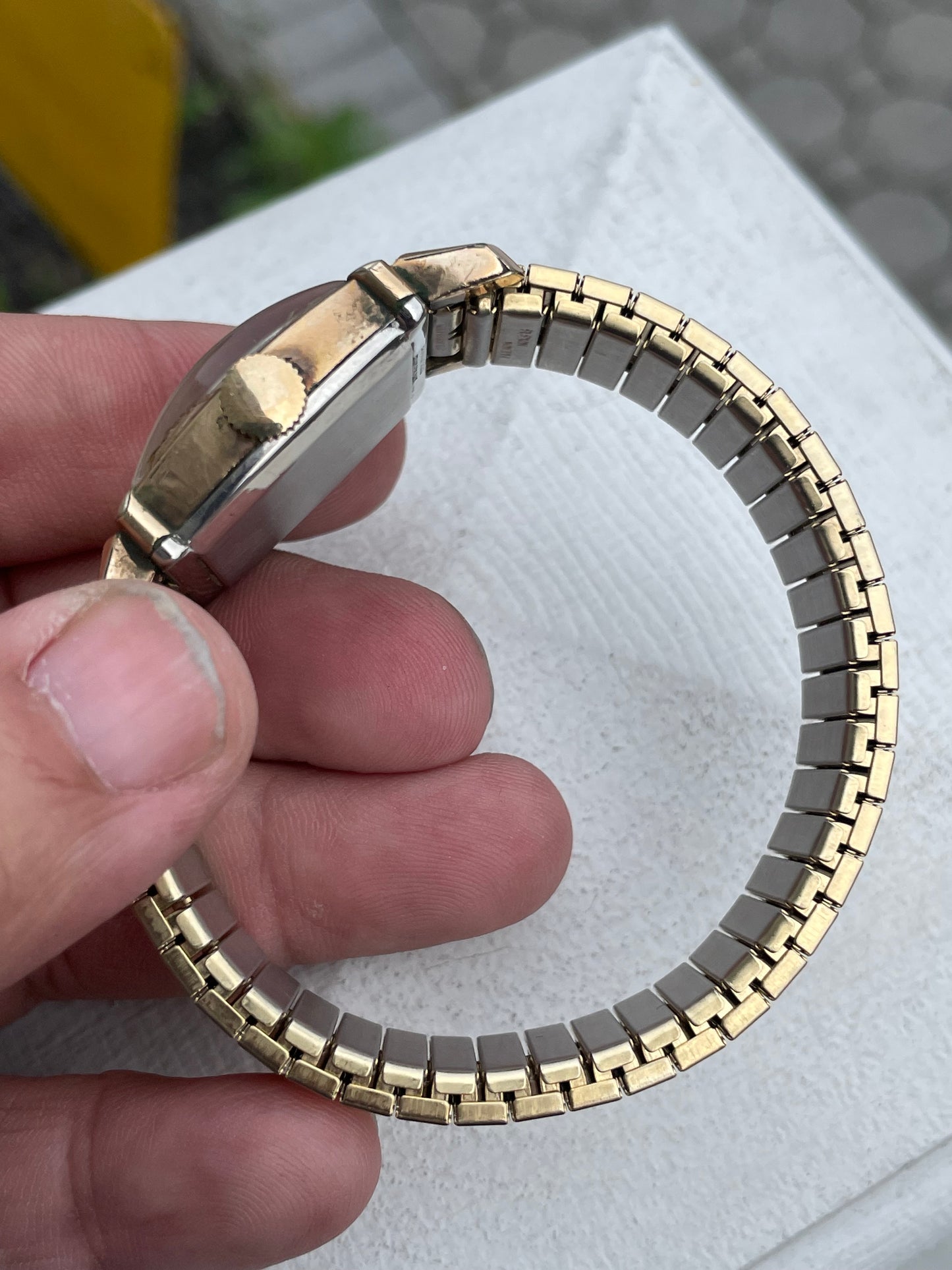 Vintage Benrus 21 Jewels Gold Filled Wind Up Flex Band Wristwatch