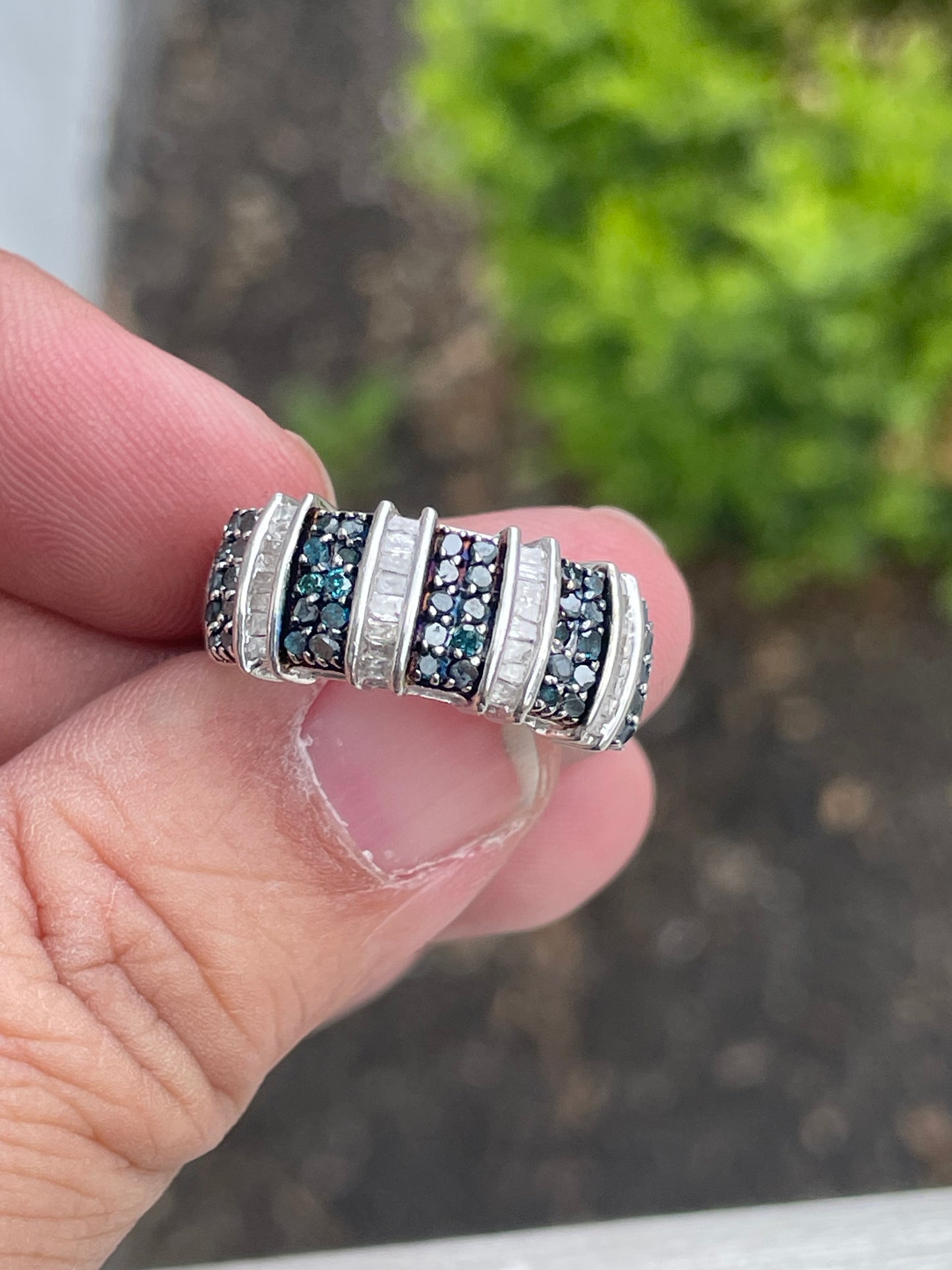 925 Sterling Silver Natural Blue & White Diamond Band Ring Size 7