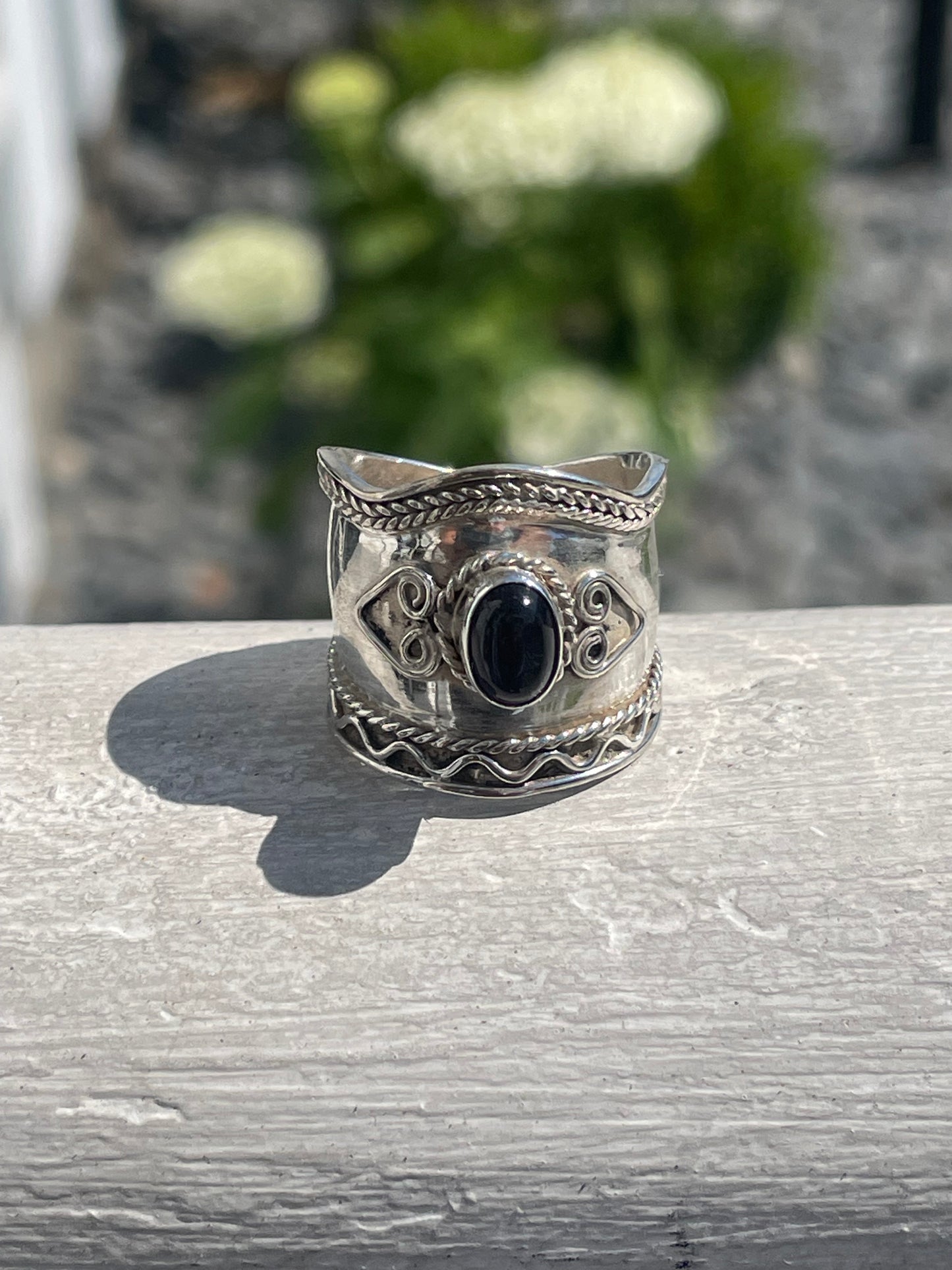 925 Sterling Silver Amethyst Stone Cigar Style Band Ring Size 7.5