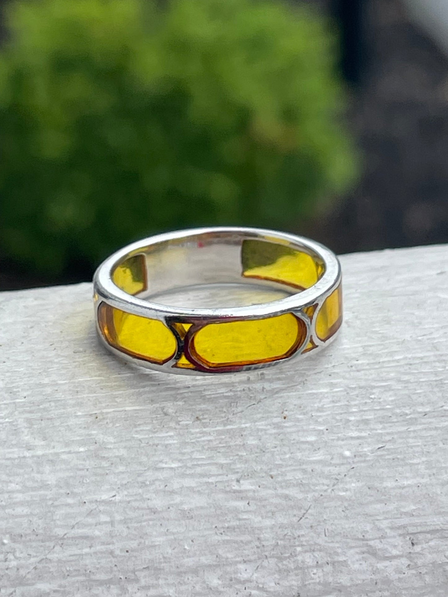 925 Sterling Silver Yellow Glass Band Ring Size 7.5
